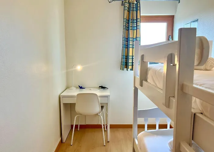 Viva Onda Baleal Surfing & *