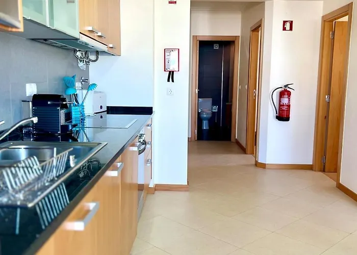 Viva Onda Baleal Surfing & Lägenhet Ferrel (Leiria)